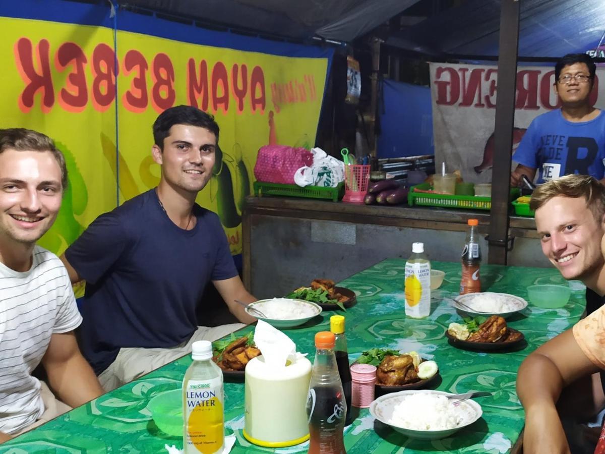 Griya Backpacker Pak Yon Bed & Breakfast Malang Luaran gambar